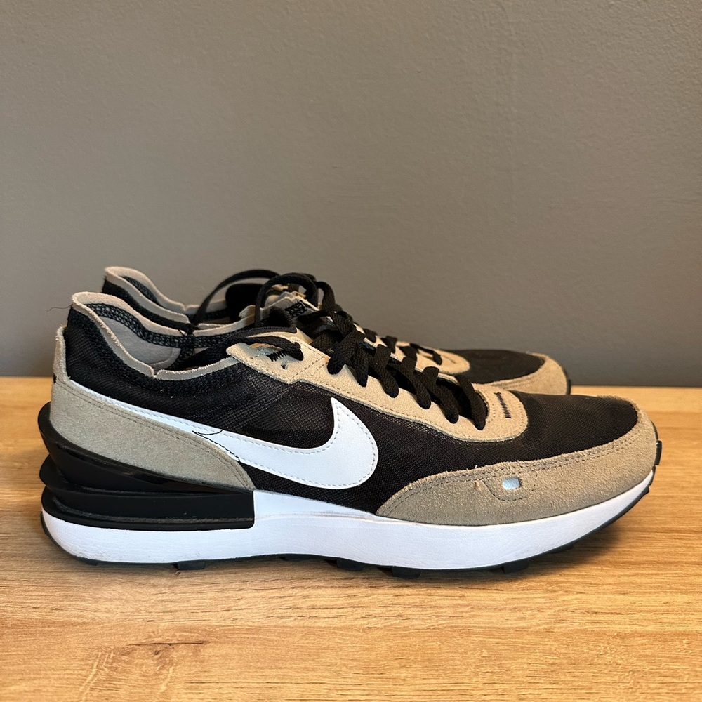 Nike Waffle One. Men’s Size 11